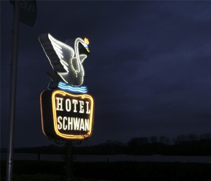 Sonderanfertigung Hotel Schwan Betriebsgesellschaft mbH