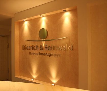 Leuchtreklame Profil 1-1 Dietrich & Reinwald