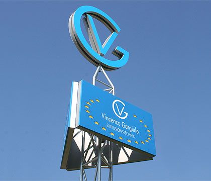 Werbestele Vincenzo Gargiulo Extrusionstechnik