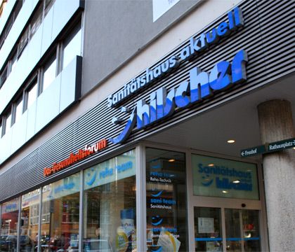 Leuchtreklame EGOLIGHT 4 Sanitätshaus aktuell Hilscher