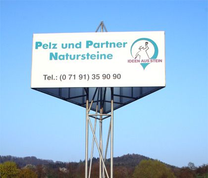 Werbestele Pelz und Partner