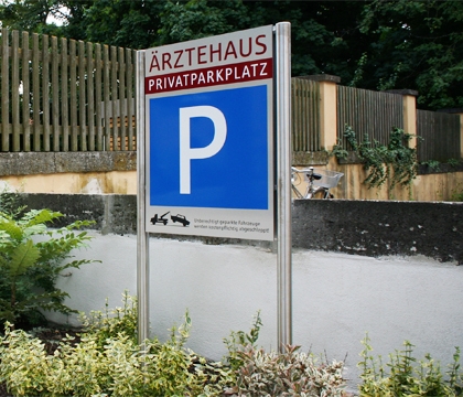 Firmenschild Reichsstadt-Apotheke