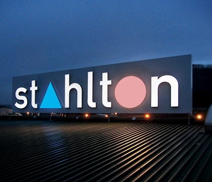 Leuchtreklame EGOLIGHT 4 Stahlton Bauteile AG